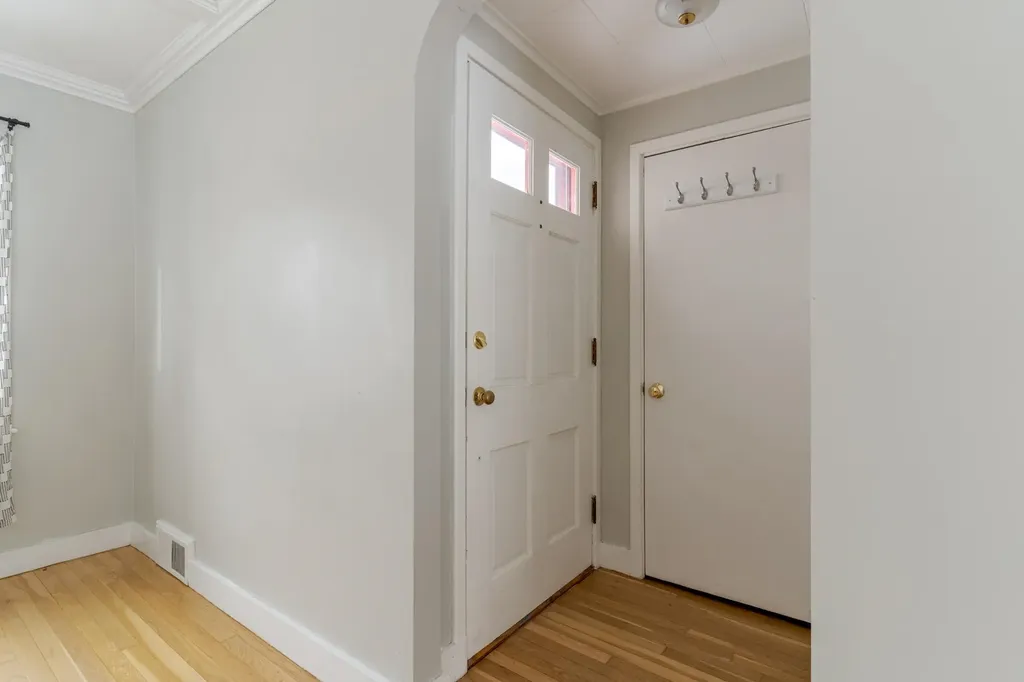 64 Maple Street Somersworth NH 03878