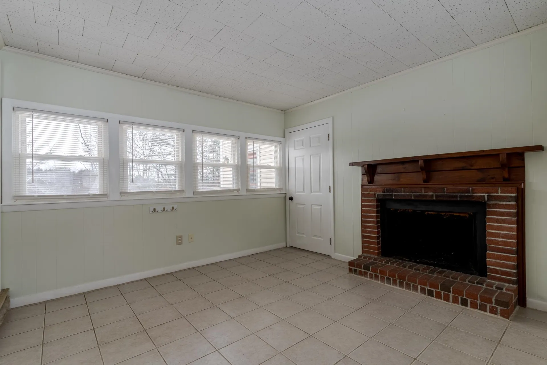 64 Maple Street Somersworth NH 03878