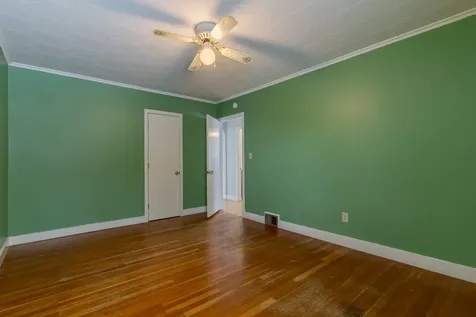 64 Maple Street Somersworth NH 03878