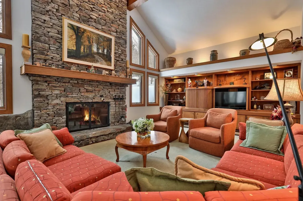 726 East Ash Road Plymouth VT 05056