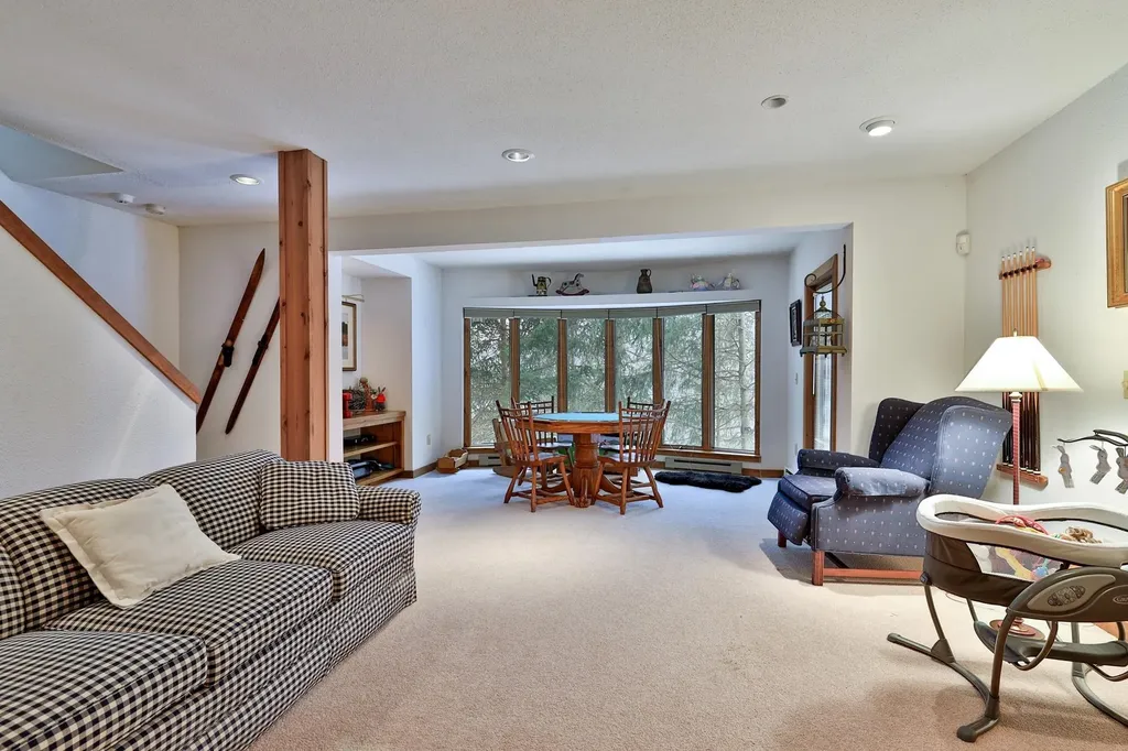 726 East Ash Road Plymouth VT 05056