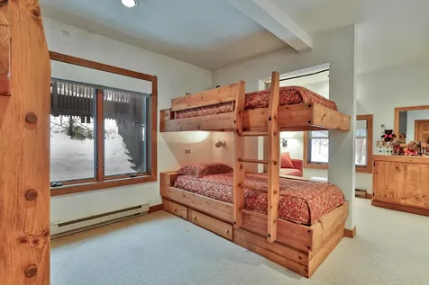 726 East Ash Road Plymouth VT 05056