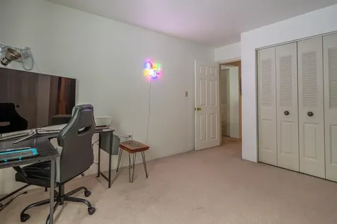 19 Country Club Drive Manchester NH 03102