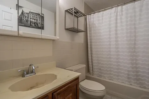 19 Country Club Drive Manchester NH 03102