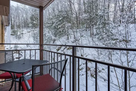 19 Country Club Drive Manchester NH 03102