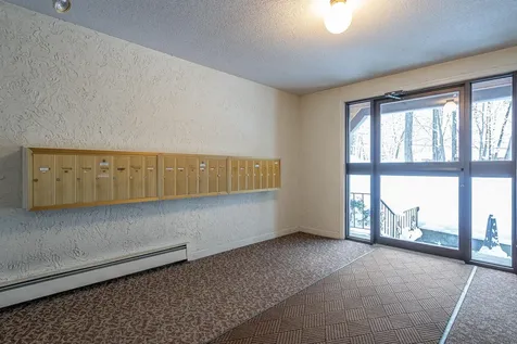 19 Country Club Drive Manchester NH 03102