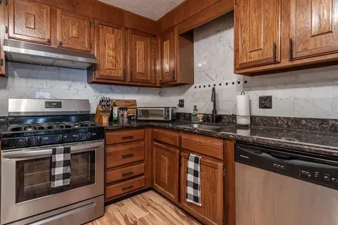 19 Country Club Drive Manchester NH 03102