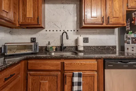 19 Country Club Drive Manchester NH 03102