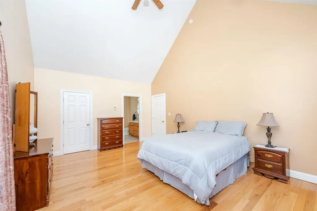 82 Ebony Drive Rochester NH 03867