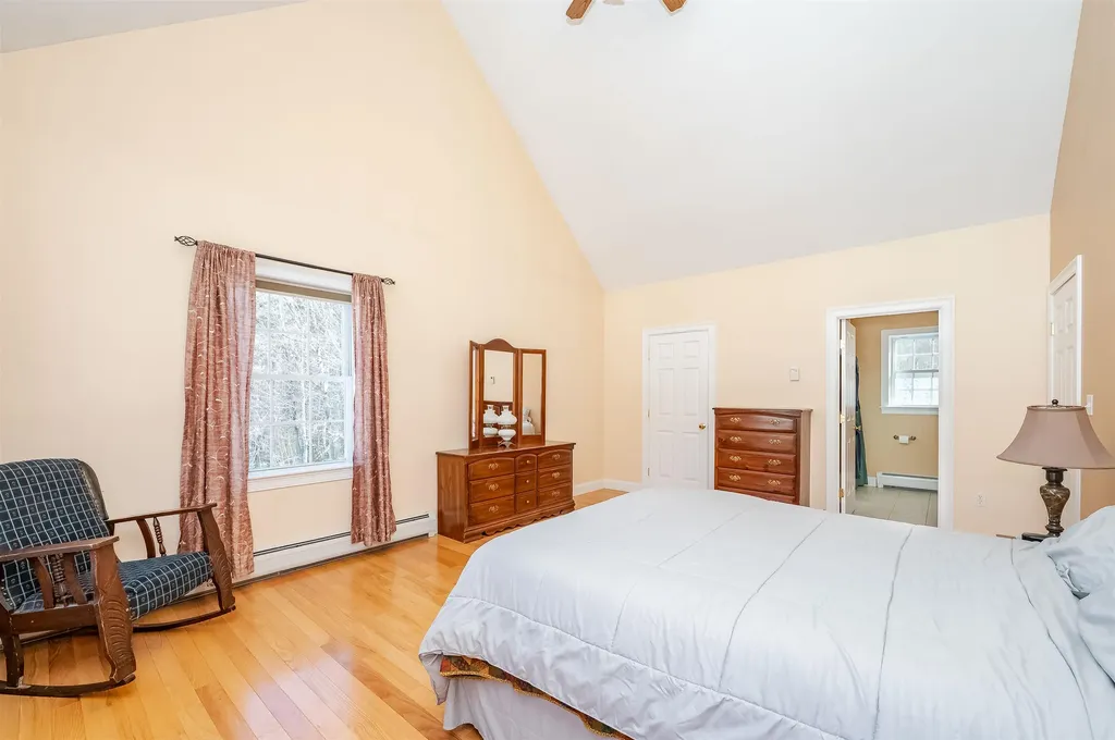 82 Ebony Drive Rochester NH 03867