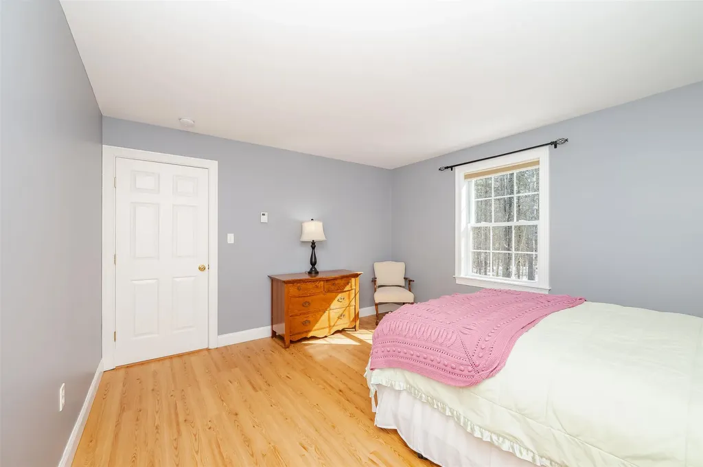 82 Ebony Drive Rochester NH 03867