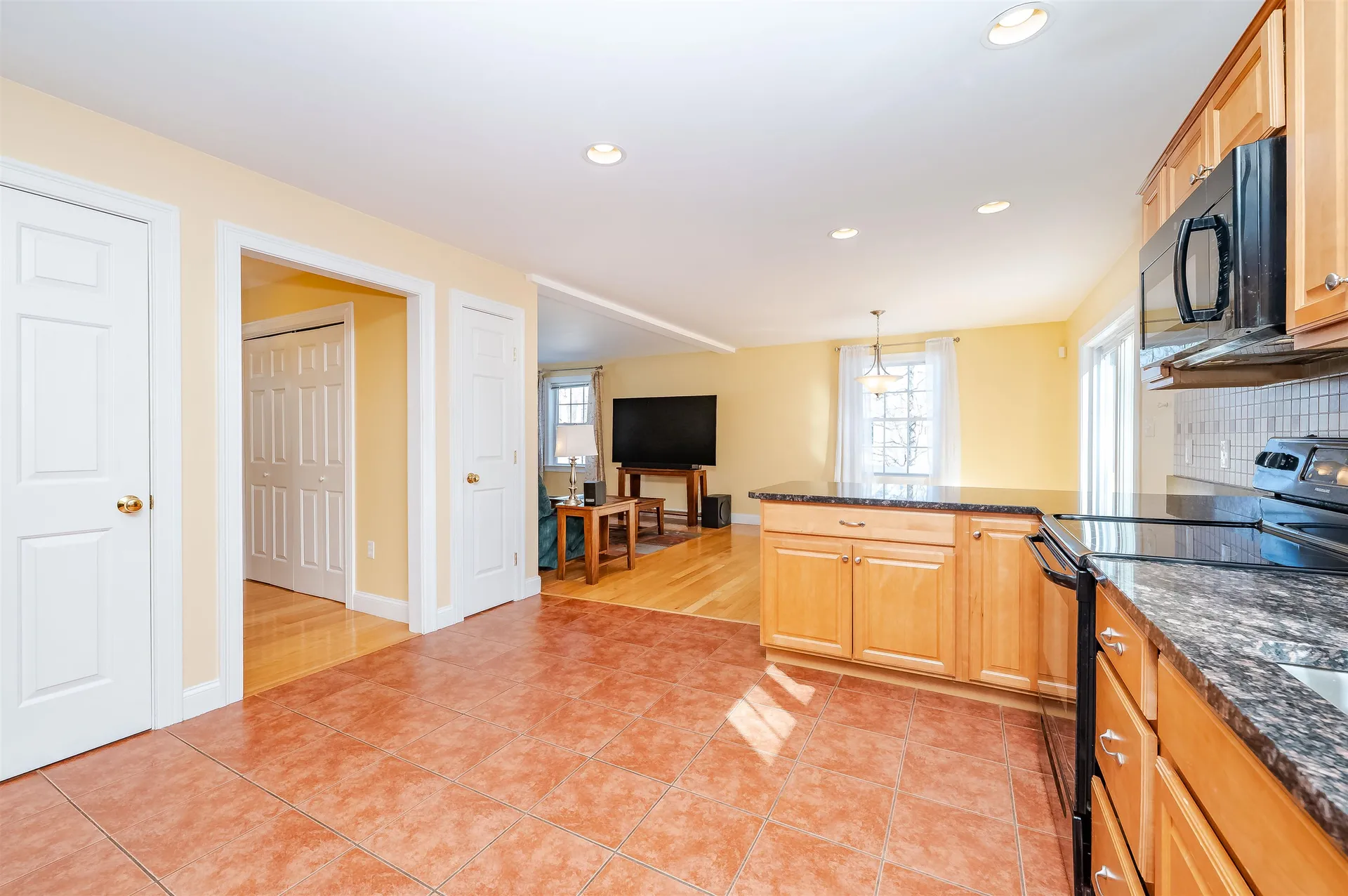 82 Ebony Drive Rochester NH 03867