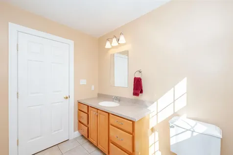 82 Ebony Drive Rochester NH 03867