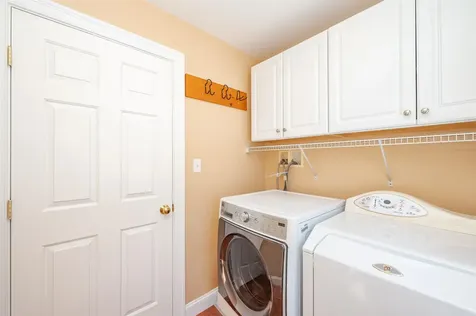 82 Ebony Drive Rochester NH 03867