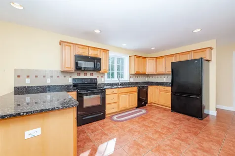 82 Ebony Drive Rochester NH 03867