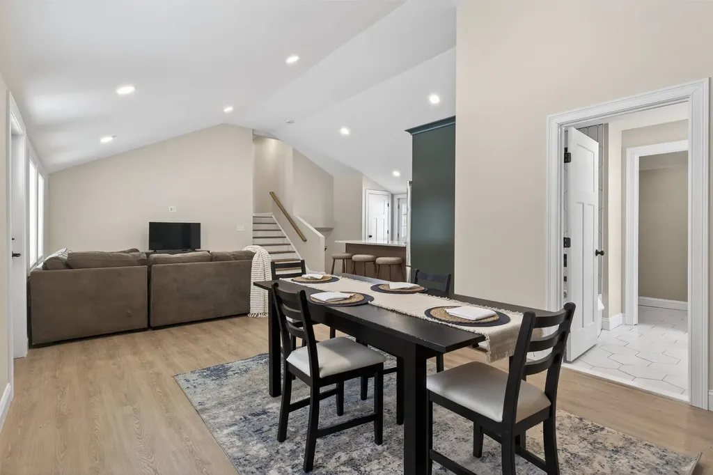 33 Mccrillis Road Nottingham NH 03290