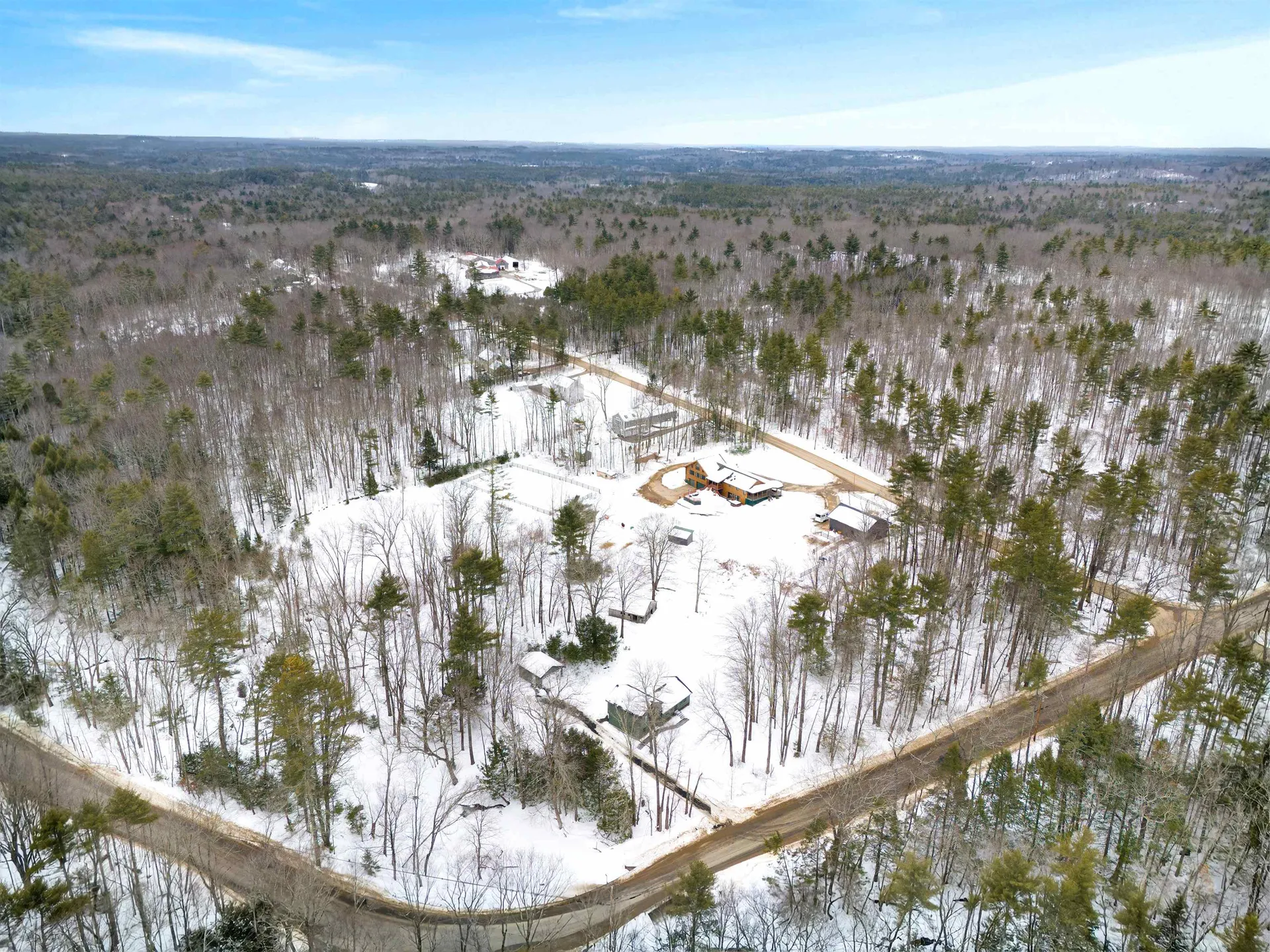 33 Mccrillis Road Nottingham NH 03290