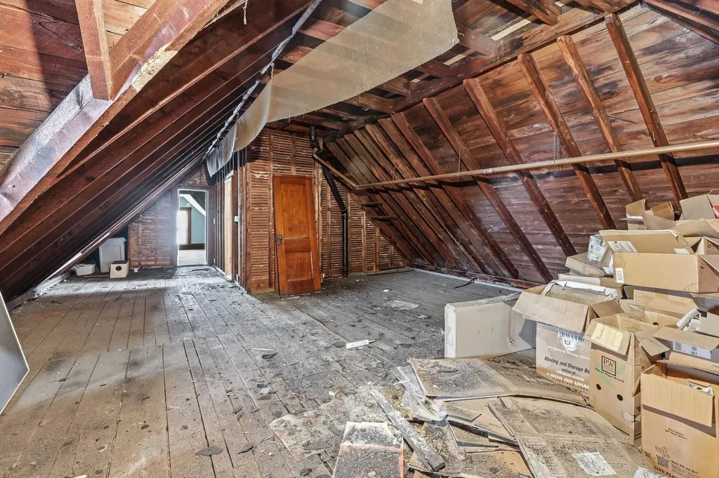 247 Walnut Street Manchester NH 03104