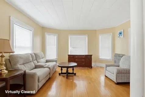 247 Walnut Street Manchester NH 03104