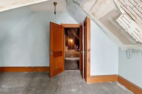 247 Walnut Street Manchester NH 03104