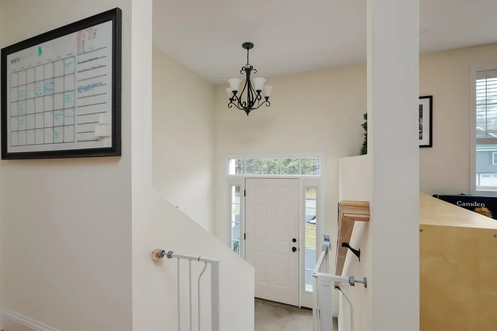 9 Jay Way Rochester NH 03868