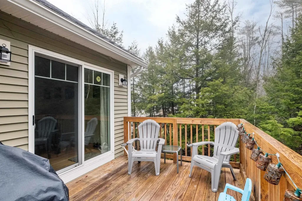 9 Jay Way Rochester NH 03868