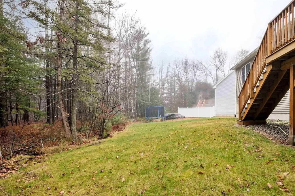 9 Jay Way Rochester NH 03868