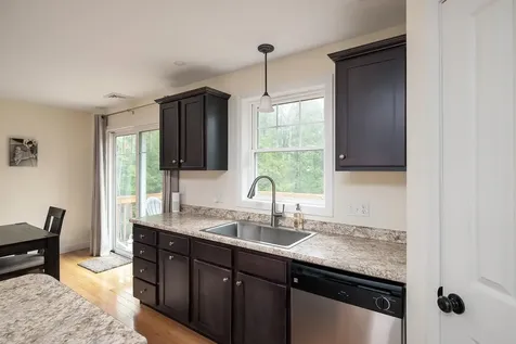 9 Jay Way Rochester NH 03868