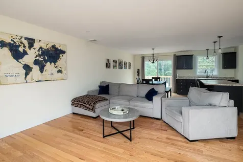 9 Jay Way Rochester NH 03868