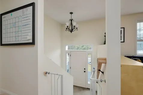 9 Jay Way Rochester NH 03868