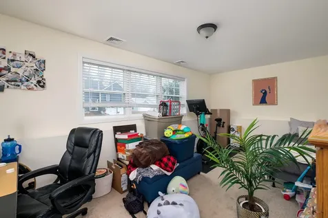 9 Jay Way Rochester NH 03868