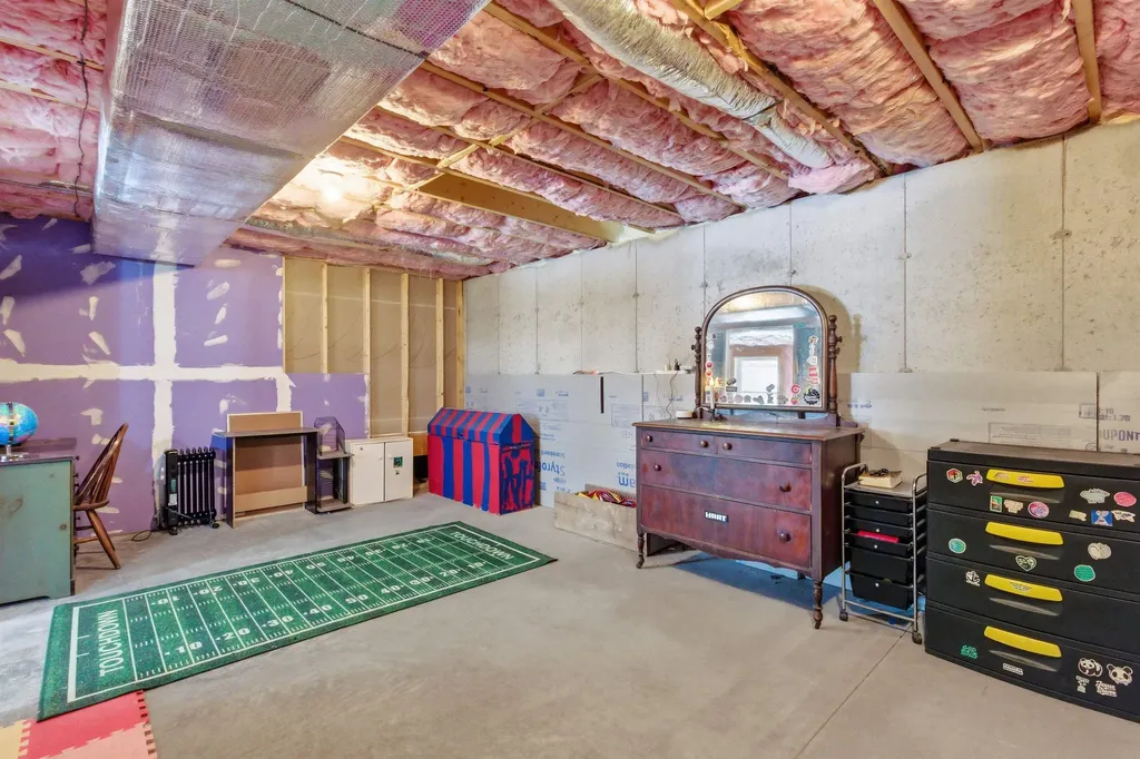 33 West Meadow Road Pittsfield NH 03263