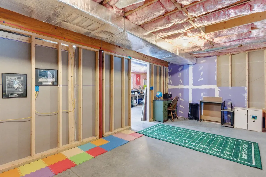 33 West Meadow Road Pittsfield NH 03263