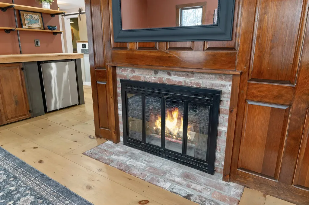 11 Birch Ledge Road Meredith NH 03253