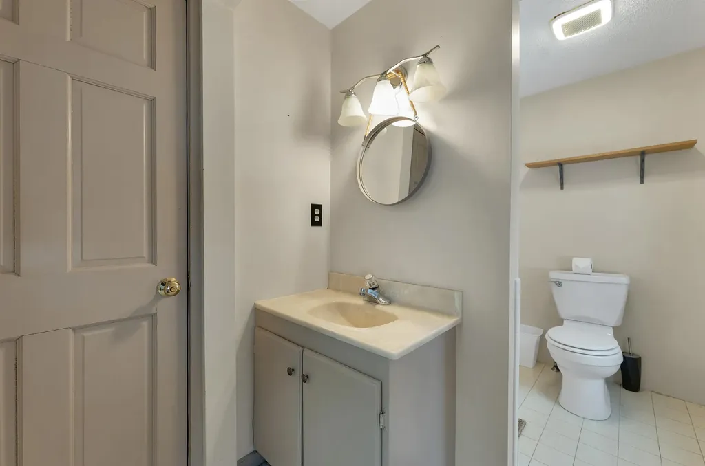 11 Birch Ledge Road Meredith NH 03253