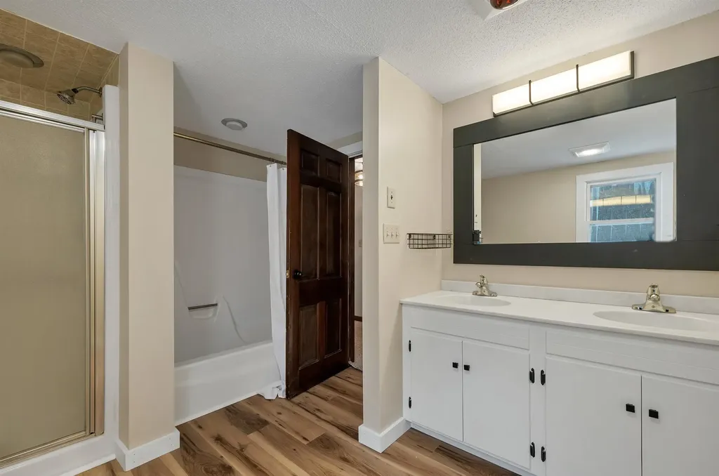 11 Birch Ledge Road Meredith NH 03253