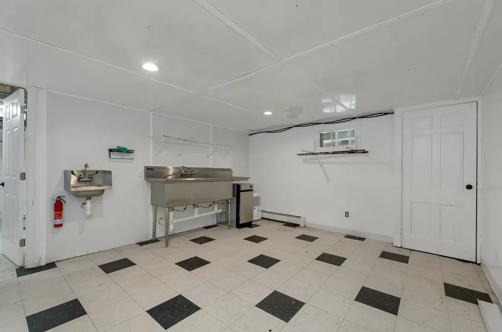 11 Birch Ledge Road Meredith NH 03253