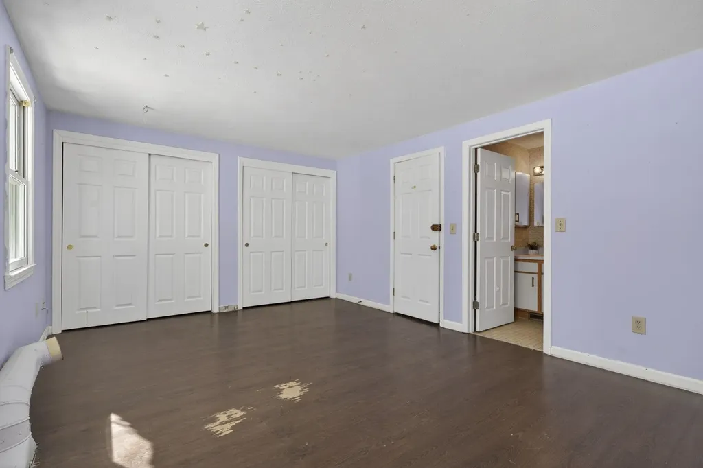 35 Albury Stone Circle Nashua NH 03063