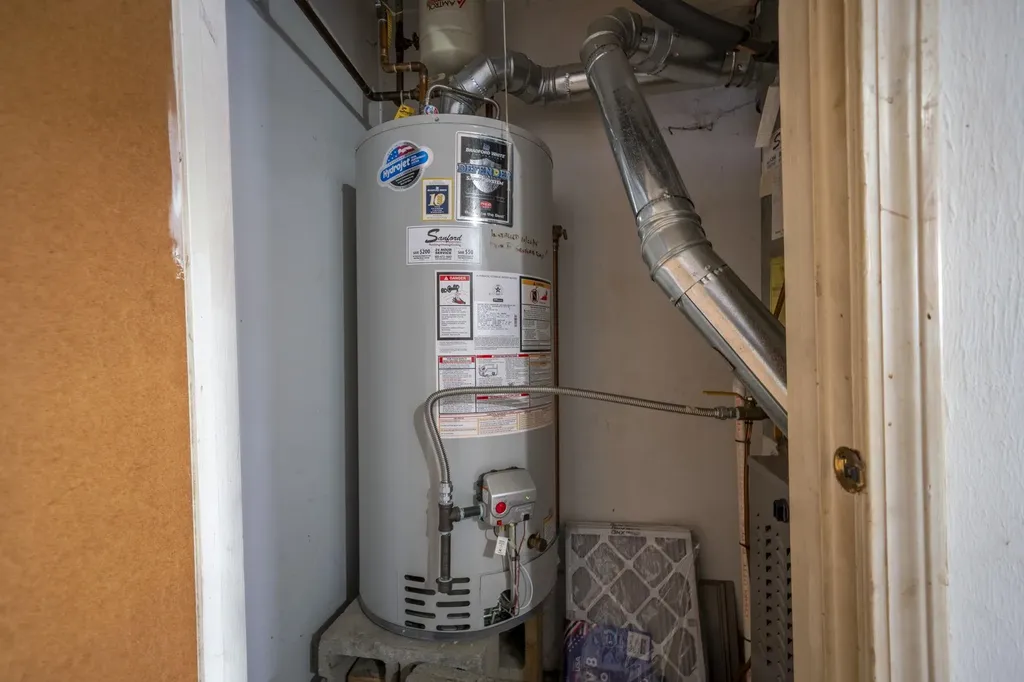 35 Albury Stone Circle Nashua NH 03063