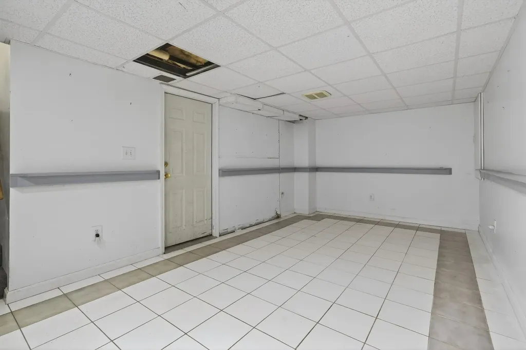 35 Albury Stone Circle Nashua NH 03063