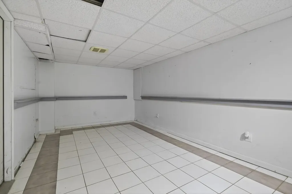 35 Albury Stone Circle Nashua NH 03063