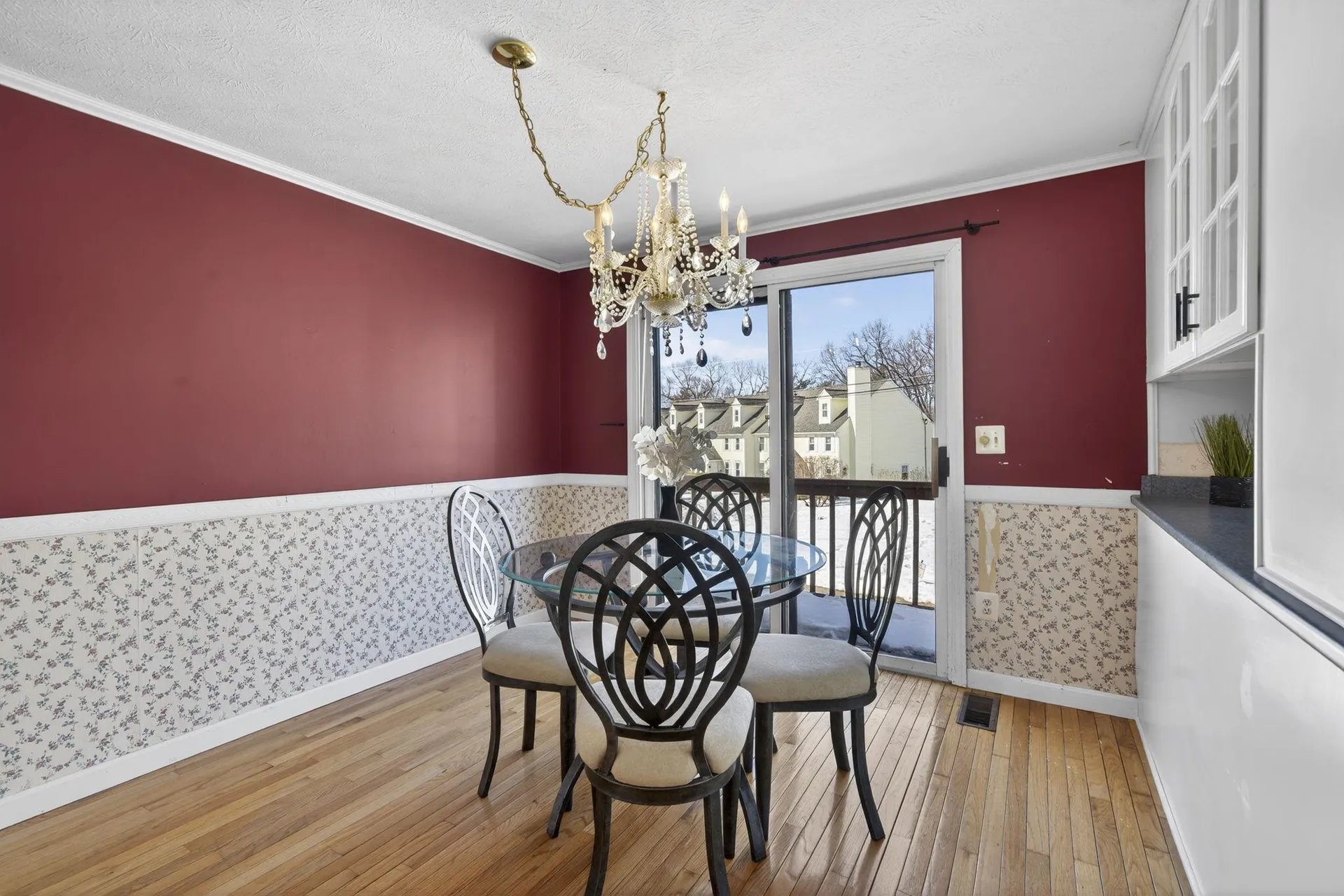 35 Albury Stone Circle Nashua NH 03063