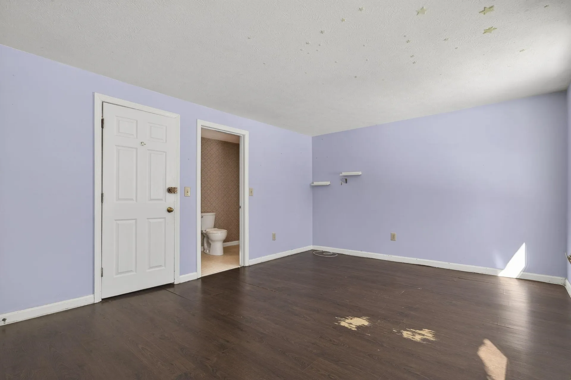 35 Albury Stone Circle Nashua NH 03063