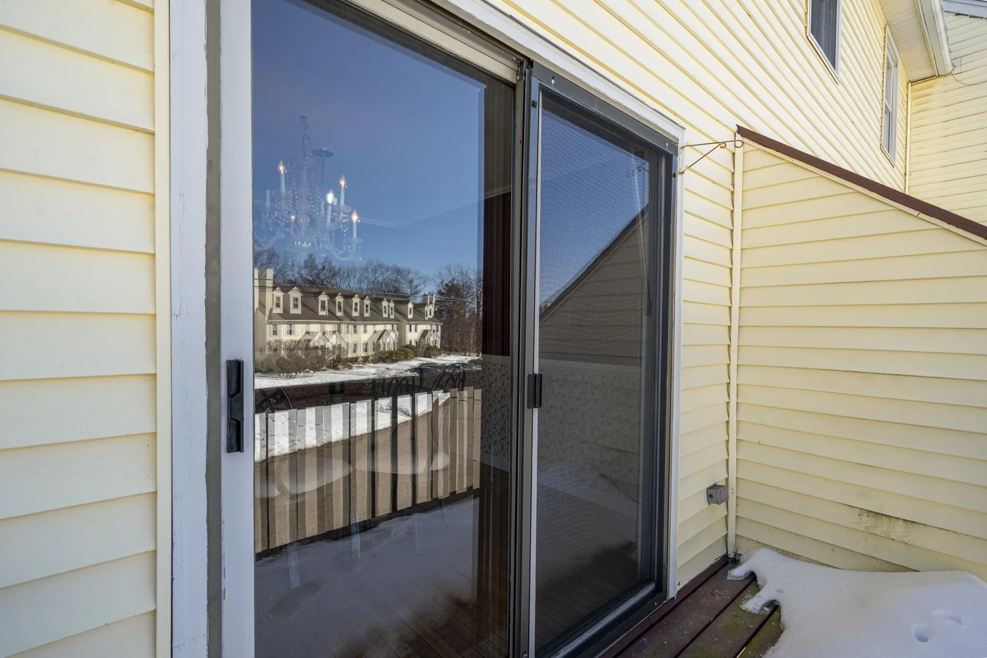 35 Albury Stone Circle Nashua NH 03063