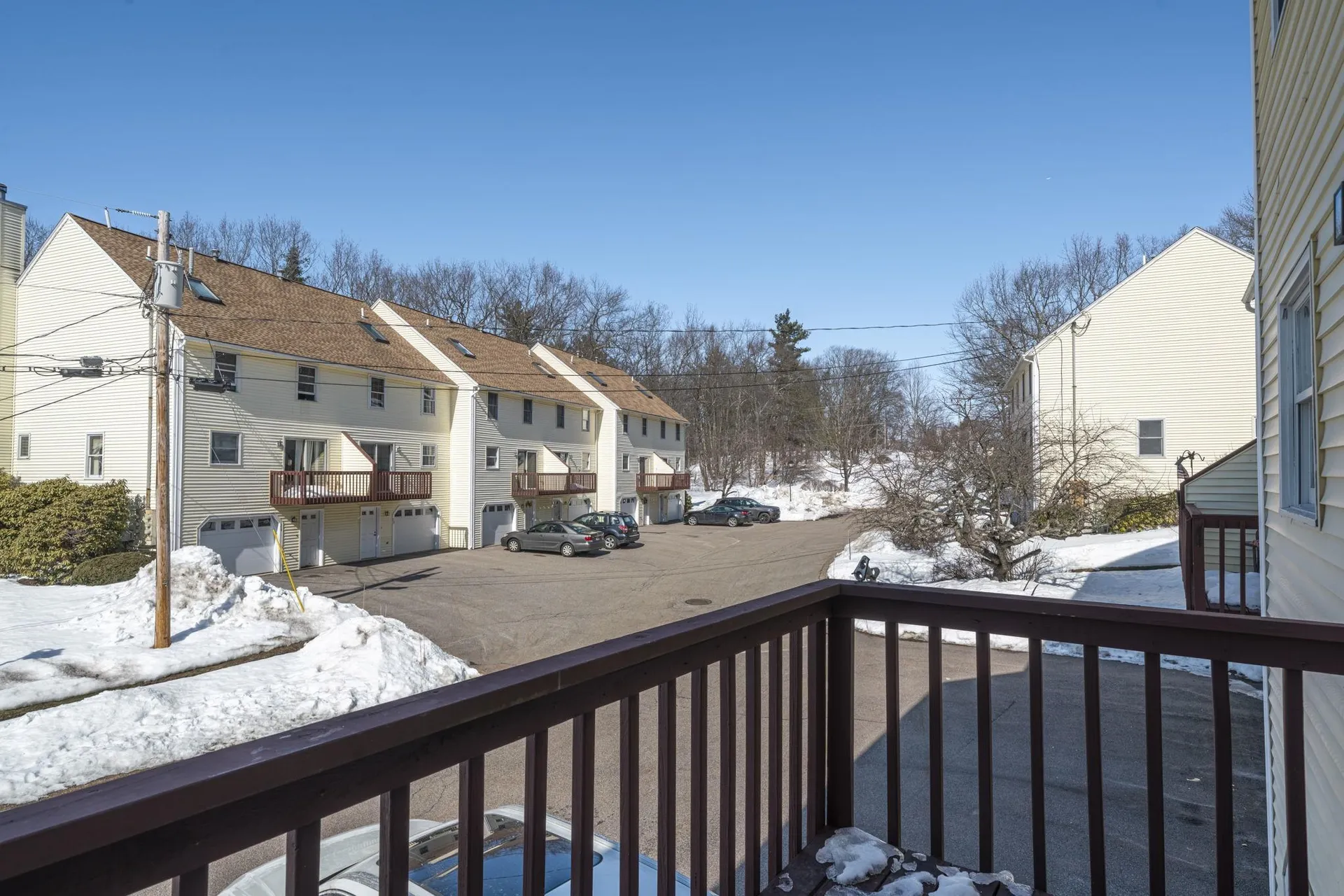 35 Albury Stone Circle Nashua NH 03063