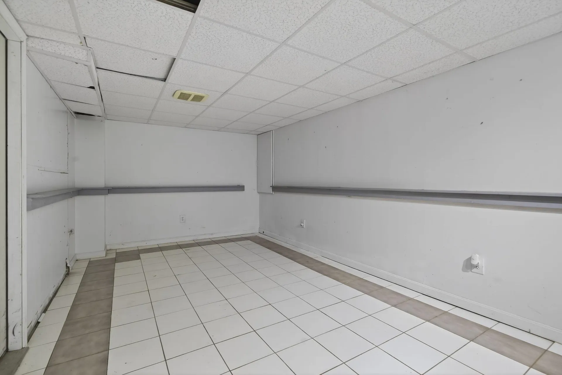 35 Albury Stone Circle Nashua NH 03063