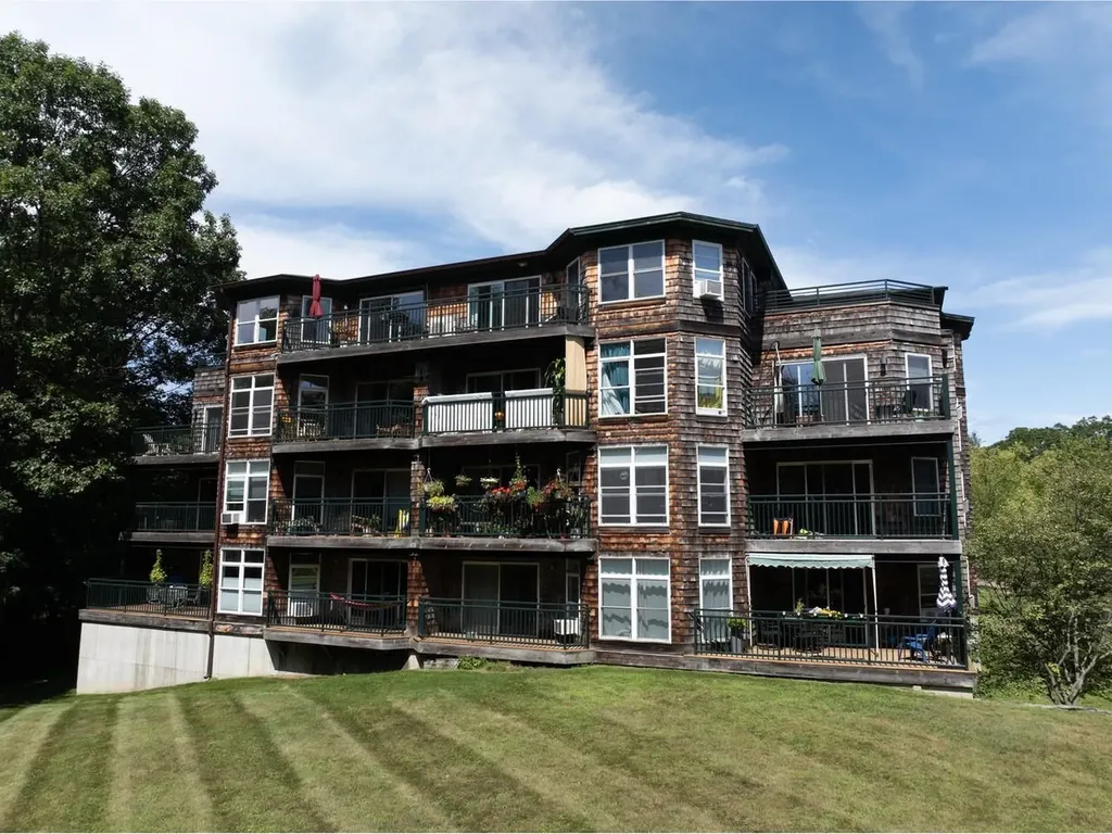 91 Claire Pointe Road Burlington VT 05408