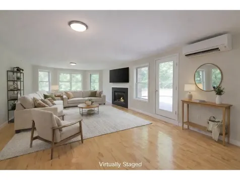 91 Claire Pointe Road Burlington VT 05408