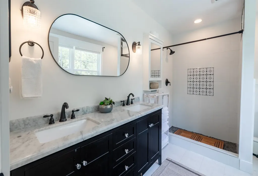 1295 Lime Kiln Road Charlotte VT 05445