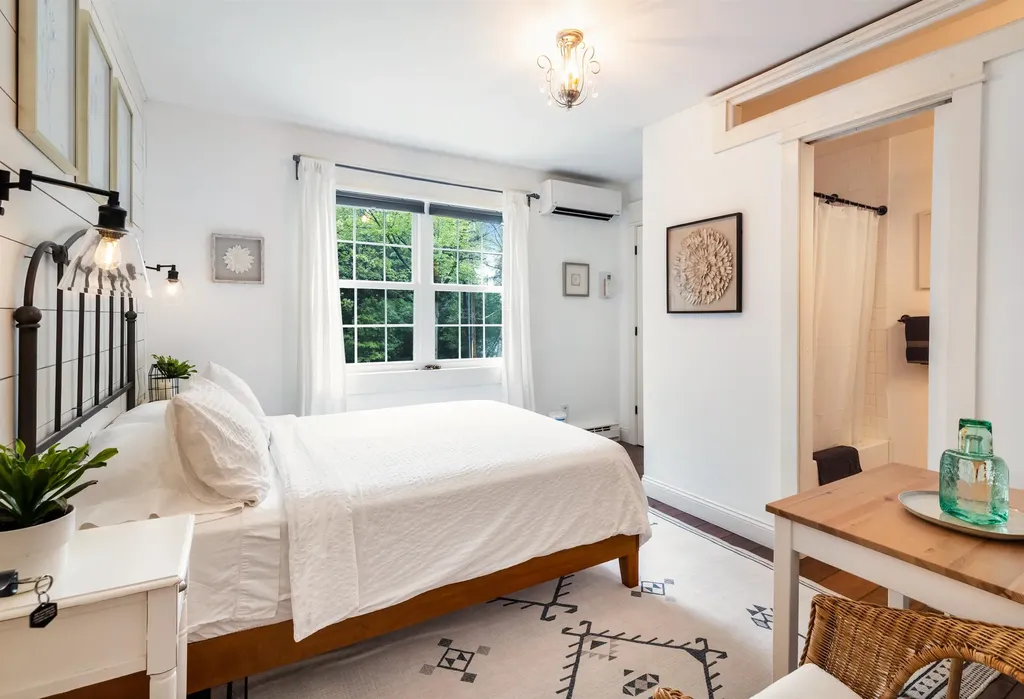 1295 Lime Kiln Road Charlotte VT 05445